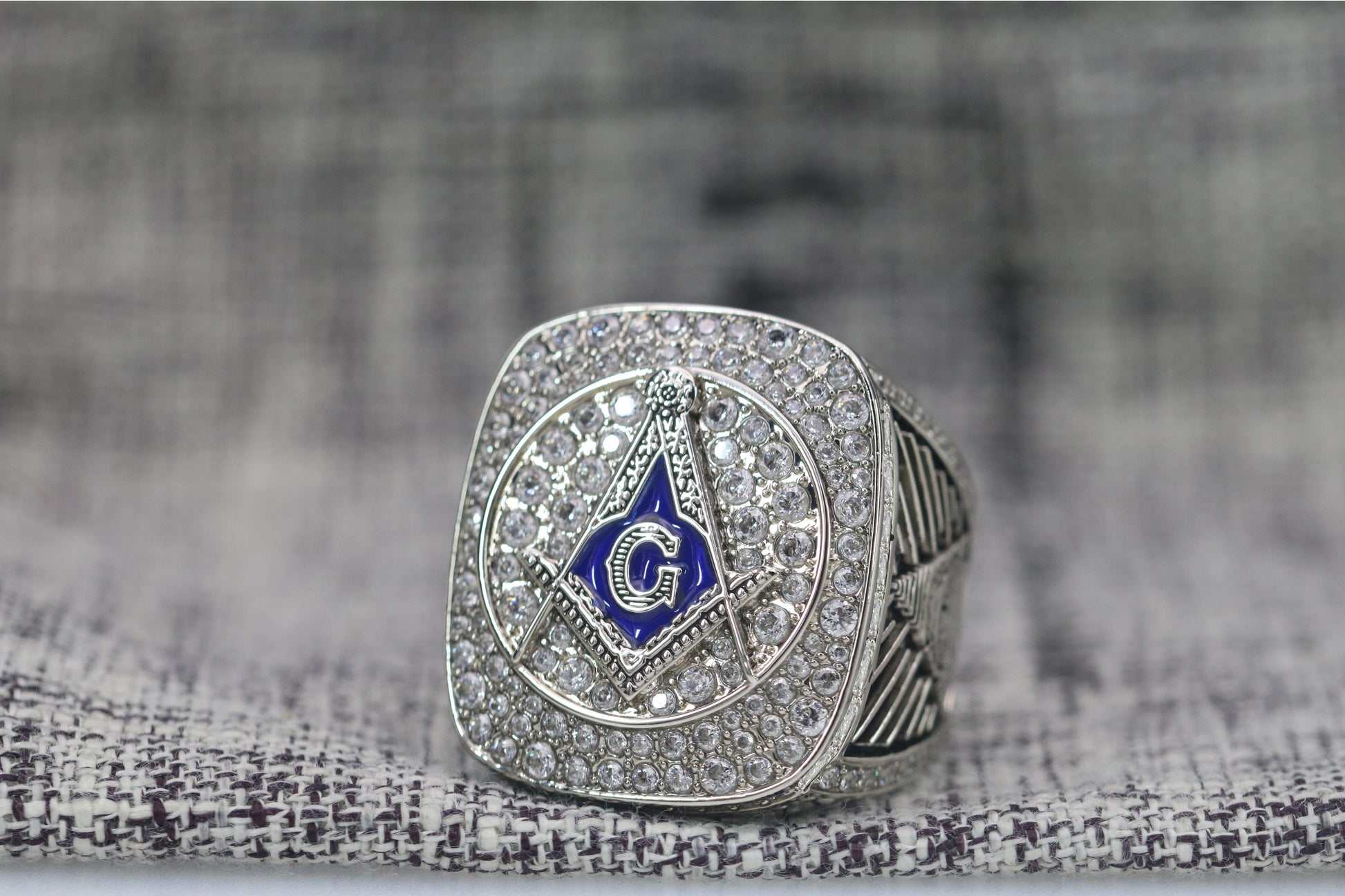 Free And Accepted Masons Ring (Eye Of The Providence) - Shine Series, Silver - Rings For Champs, NFL rings, MLB rings, NBA rings, NHL rings, NCAA rings, Super bowl ring, Superbowl ring, Super bowl rings, Superbowl rings, Dallas Cowboys