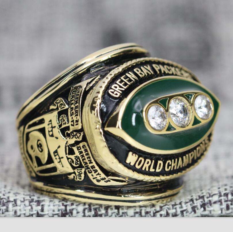 Green Bay Packers Super Bowl Ring (1967) - Premium Series - Rings For Champs, NFL rings, MLB rings, NBA rings, NHL rings, NCAA rings, Super bowl ring, Superbowl ring, Super bowl rings, Superbowl rings, Dallas Cowboys