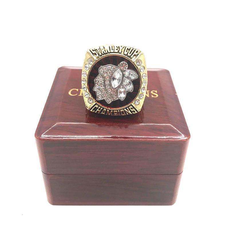 Chicago Blackhawks Stanley Cup Ring (2013) - Rings For Champs, NFL rings, MLB rings, NBA rings, NHL rings, NCAA rings, Super bowl ring, Superbowl ring, Super bowl rings, Superbowl rings, Dallas Cowboys