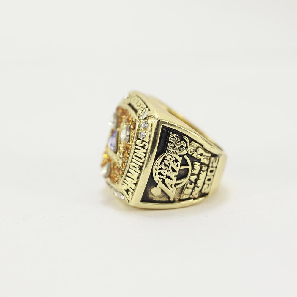 Los Angeles Lakers NBA Championship Ring (2002) - Kobe Bryant - Rings For Champs, NFL rings, MLB rings, NBA rings, NHL rings, NCAA rings, Super bowl ring, Superbowl ring, Super bowl rings, Superbowl rings, Dallas Cowboys