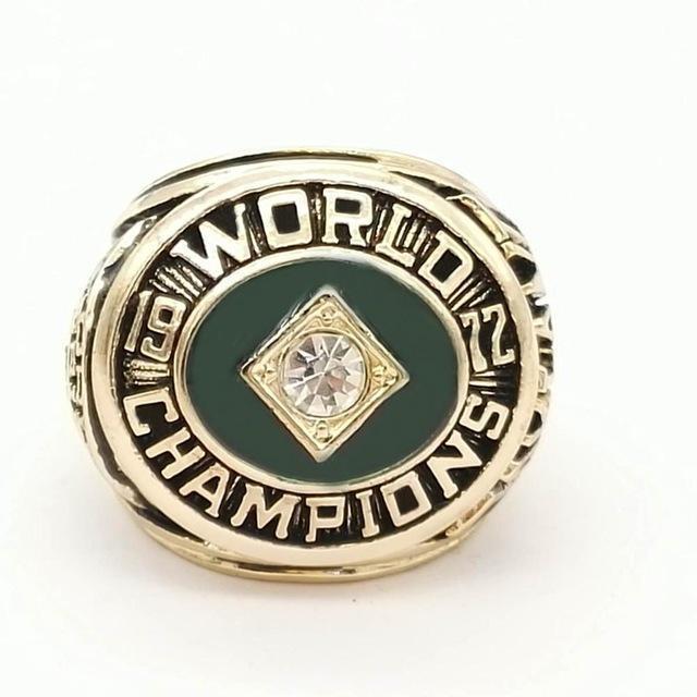 Oakland Athletics World Series Ring (1972) - Rings For Champs, NFL rings, MLB rings, NBA rings, NHL rings, NCAA rings, Super bowl ring, Superbowl ring, Super bowl rings, Superbowl rings, Dallas Cowboys