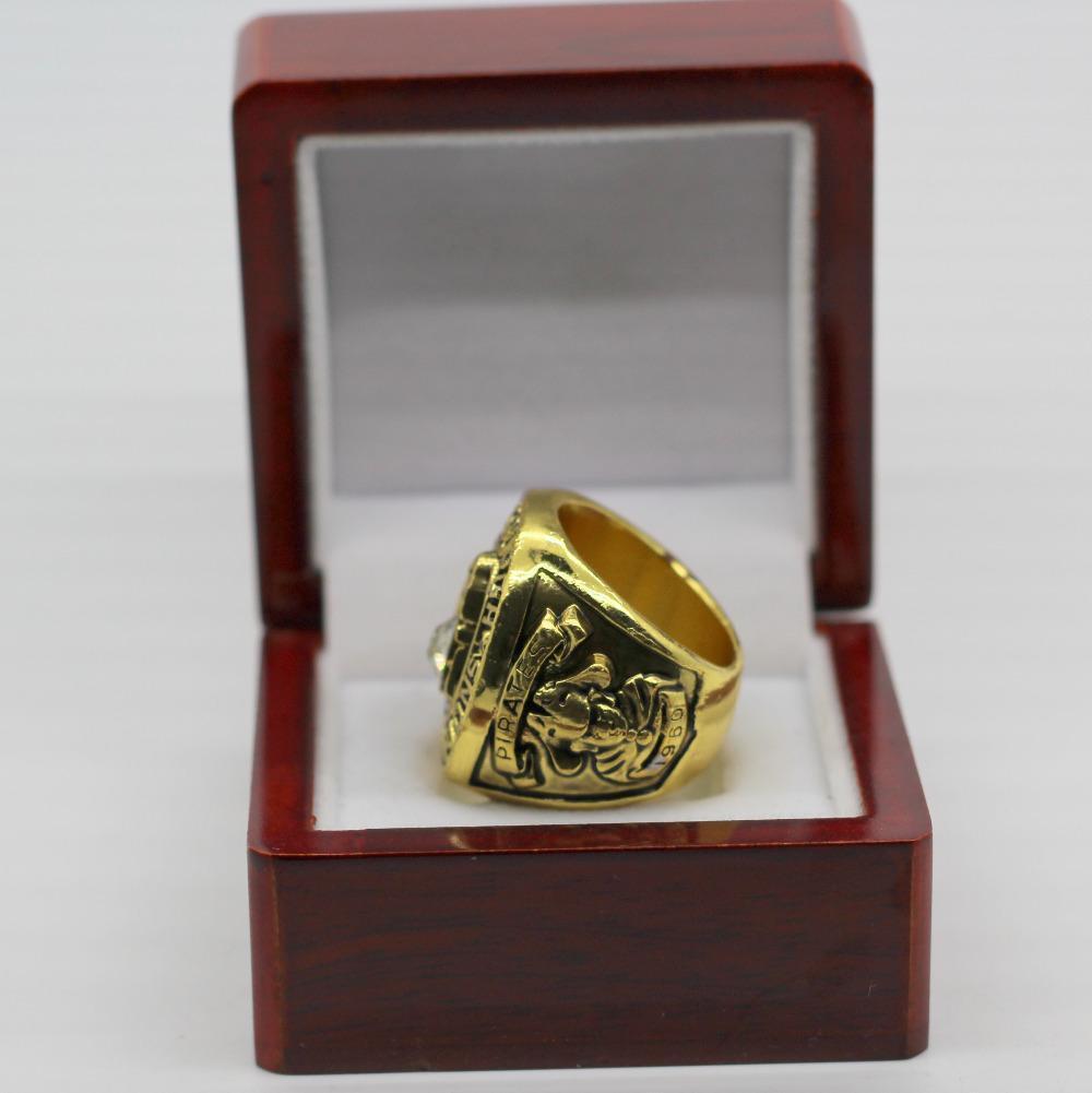 Pittsburgh Pirates World Series Ring (1960) - Rings For Champs, NFL rings, MLB rings, NBA rings, NHL rings, NCAA rings, Super bowl ring, Superbowl ring, Super bowl rings, Superbowl rings, Dallas Cowboys